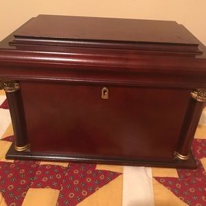 Cherry jewelry box